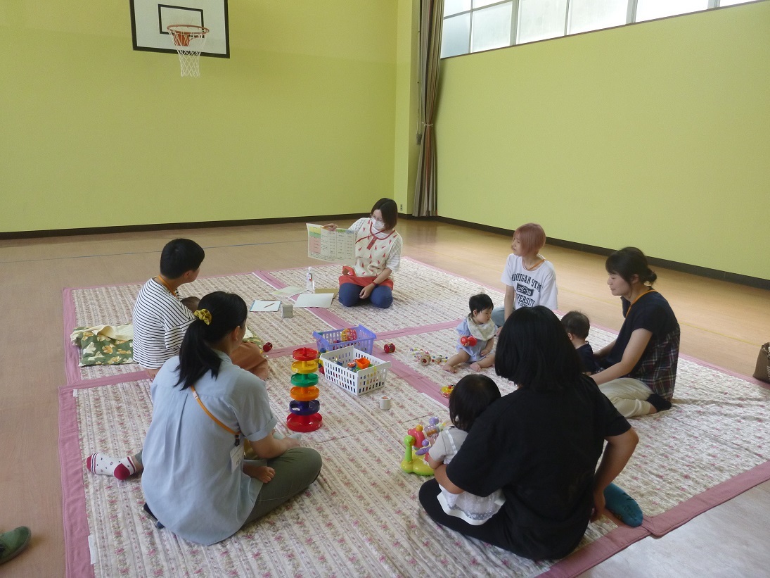 子育て講座の様子