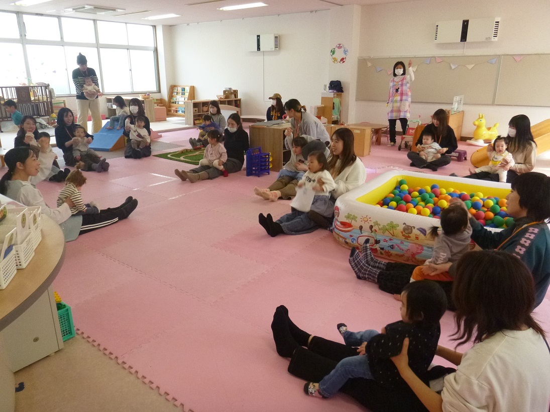 お帰りの集まりの様子