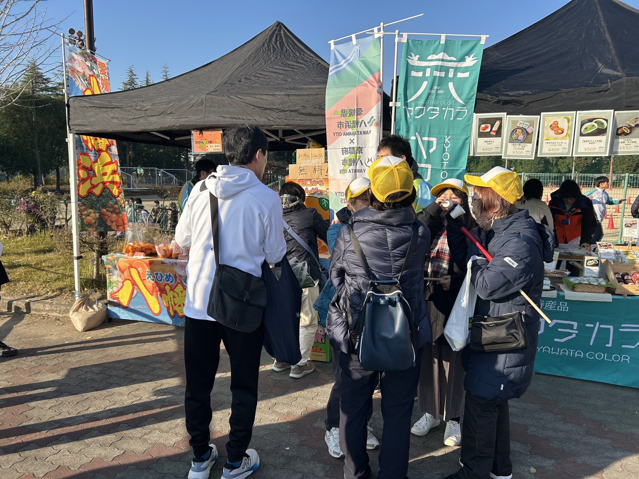 特産品販売の様子